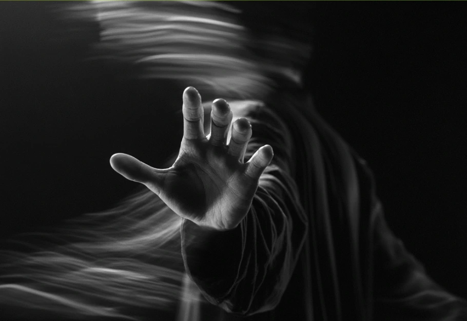 Fashion portrait with flowing motion effects